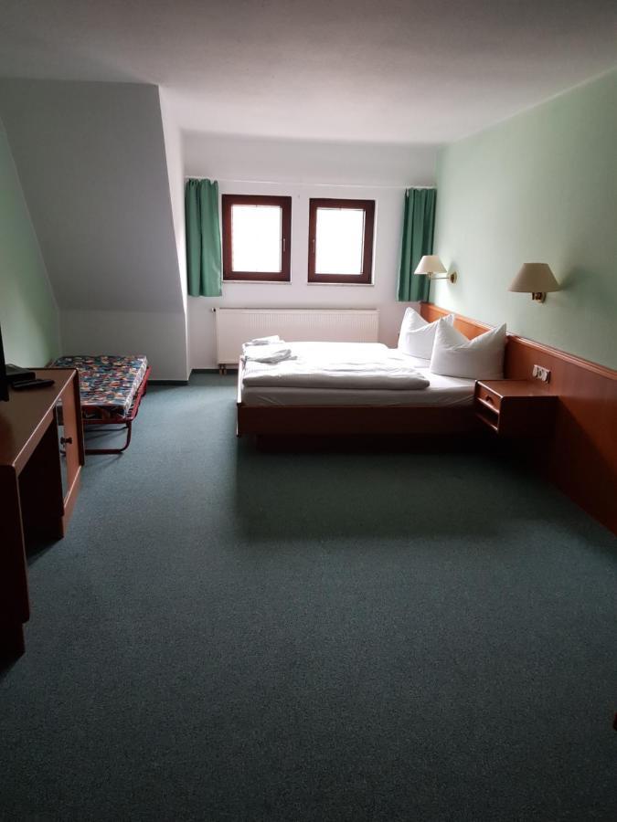 Hotel Zur Altstadt Calbe Dış mekan fotoğraf