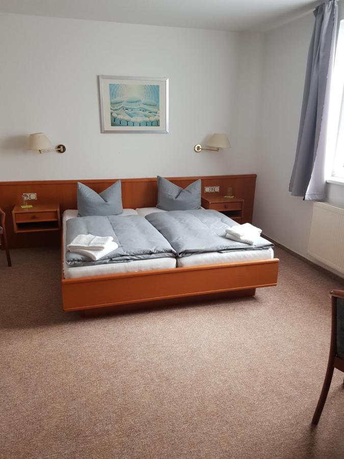 Hotel Zur Altstadt Calbe Dış mekan fotoğraf